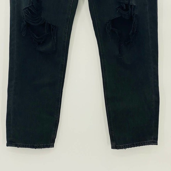 AMERICAN EAGLE Mom Jeans Comfort Stretch Waistband Black Distressed NWT Size 8 - Picture 7 of 16